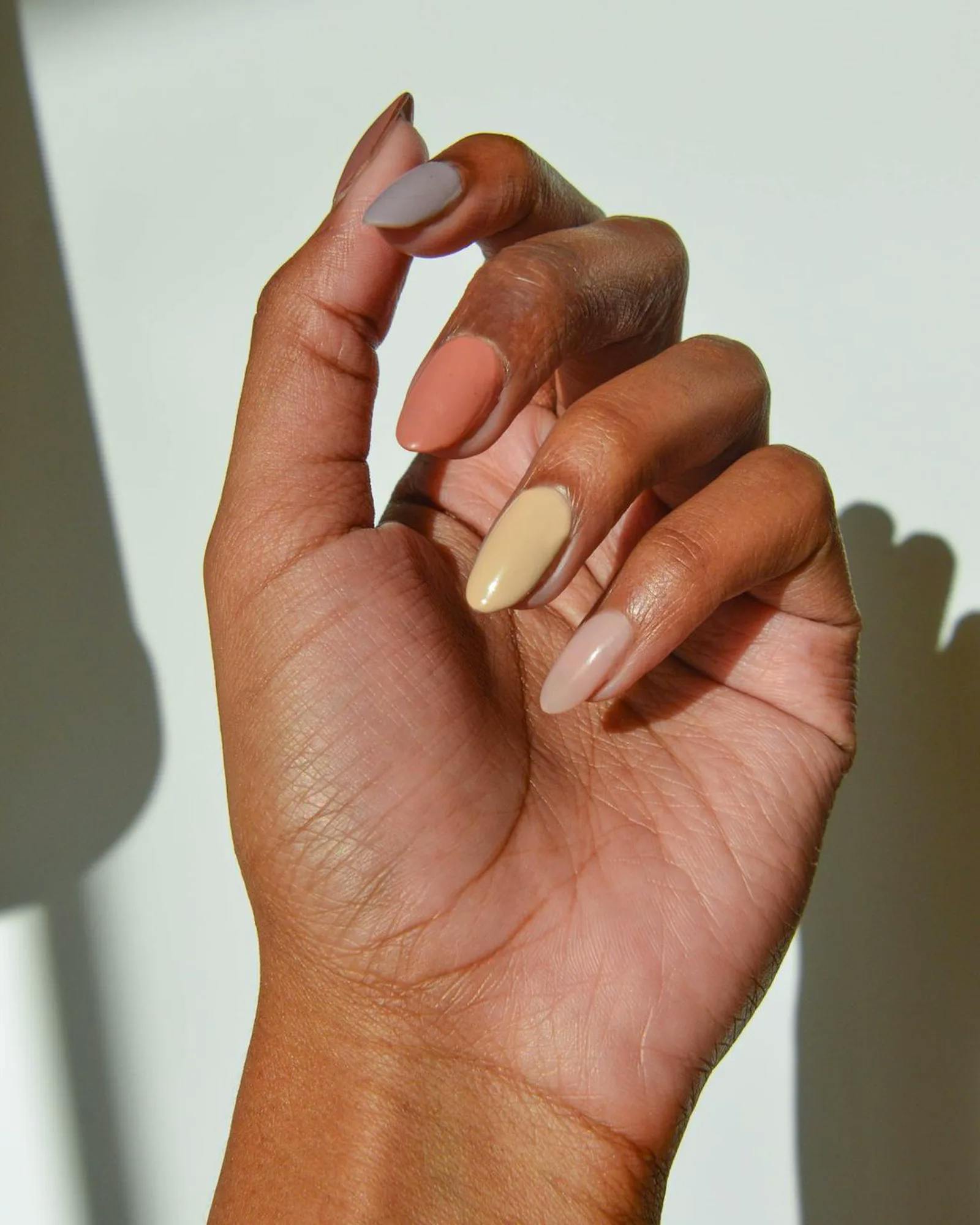 BUSTLE: The Nail Color To Wear In 2023, According To Astrology